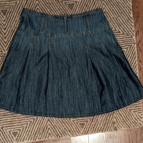 Jean skirt, flared - Picture 2 of 3